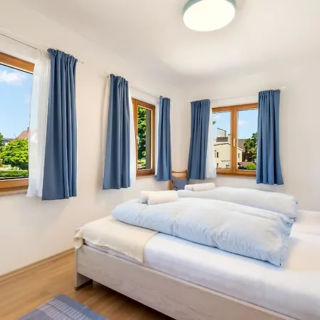Kuprella 1 - Mit Garten Und Privatem Seezugang In