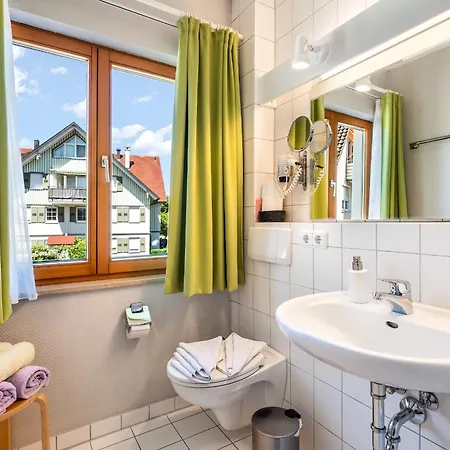 Kuprella 1 - Mit Garten Und Privatem Seezugang In * Nonnenhorn