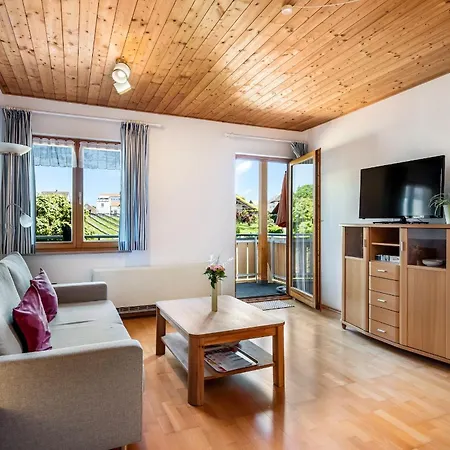 Appartamento Kuprella 1 - Mit Garten Und Privatem Seezugang In *