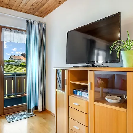 Kuprella 1 - Mit Garten Und Privatem Seezugang In Appartamento *